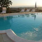 Farm stay Tenuta San Savino Delle Rocchette *