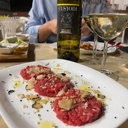 Tenuta San Savino Delle Rocchette * Poggiolo (Terni)