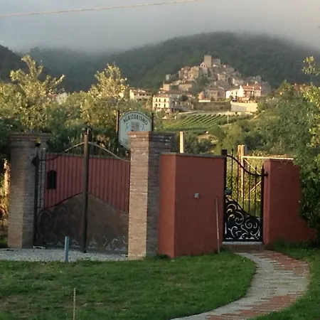 Alloggio per agriturismo Tenuta San Savino Delle Rocchette *