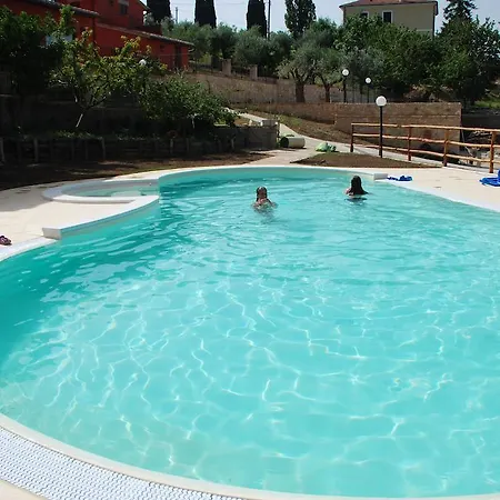 Alloggio per agriturismo Tenuta San Savino Delle Rocchette Poggiolo (Terni)
