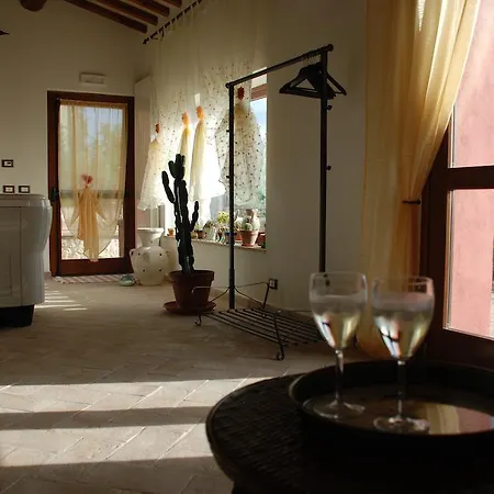 Farm stay Tenuta San Savino Delle Rocchette *