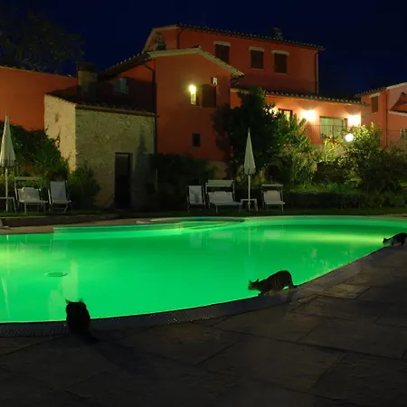 Tenuta San Savino Delle Rocchette Farm stay *
