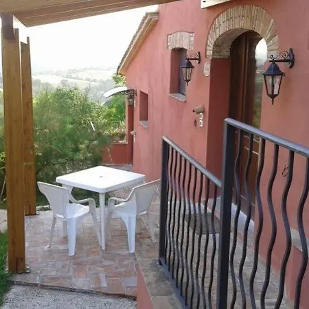 Alloggio per agriturismo Tenuta San Savino Delle Rocchette *