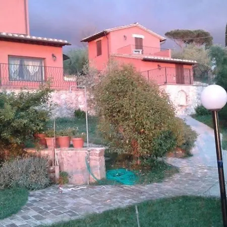 Tenuta San Savino Delle Rocchette * Poggiolo (Terni)